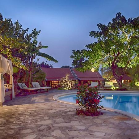 Le Flamboyant Resort Кеп Екстериор снимка
