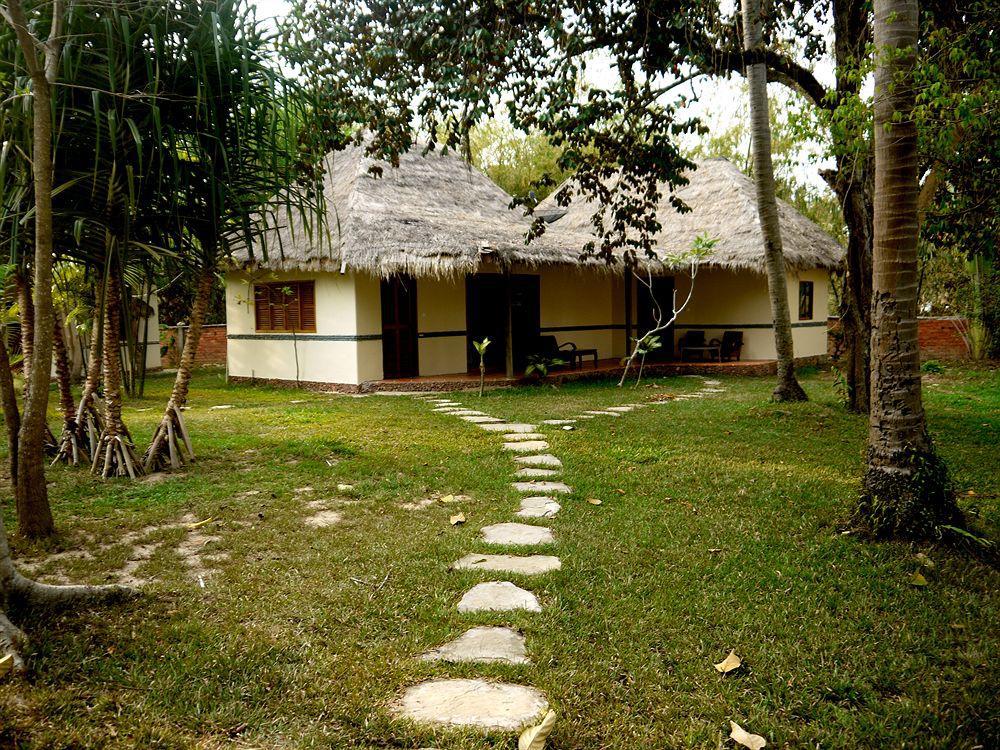Le Flamboyant Resort Кеп Екстериор снимка