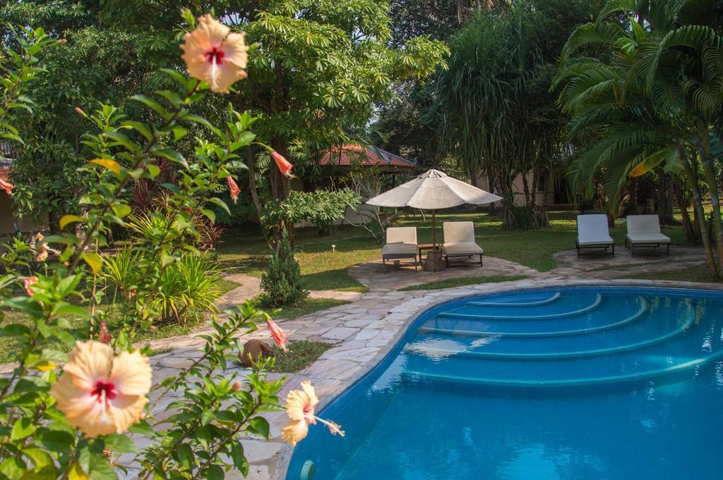 Le Flamboyant Resort Кеп Екстериор снимка