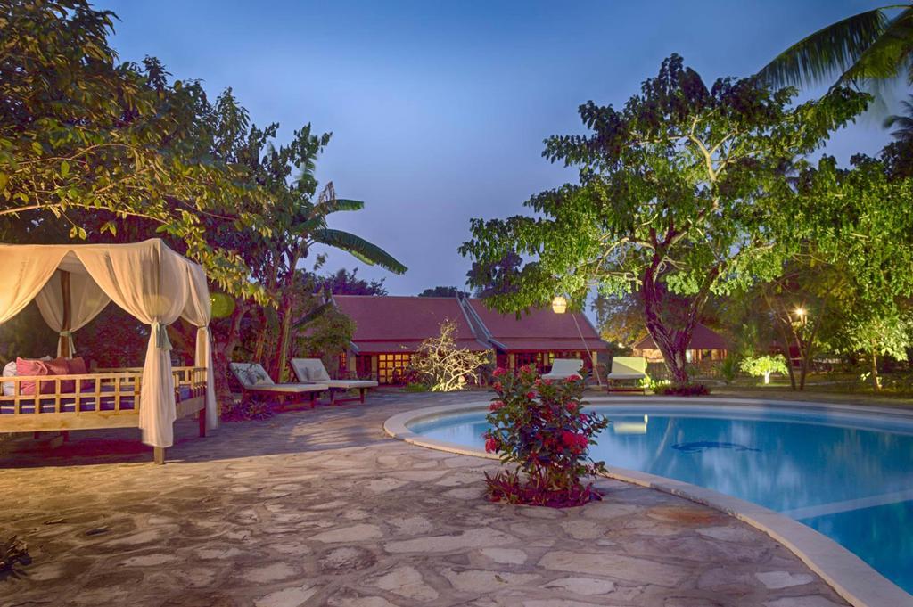 Le Flamboyant Resort Кеп Екстериор снимка