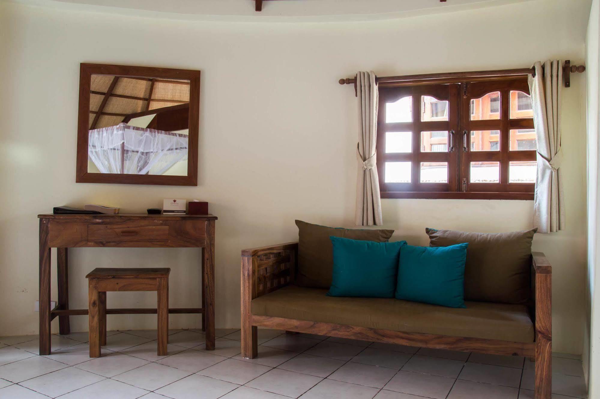 Le Flamboyant Resort Кеп Екстериор снимка