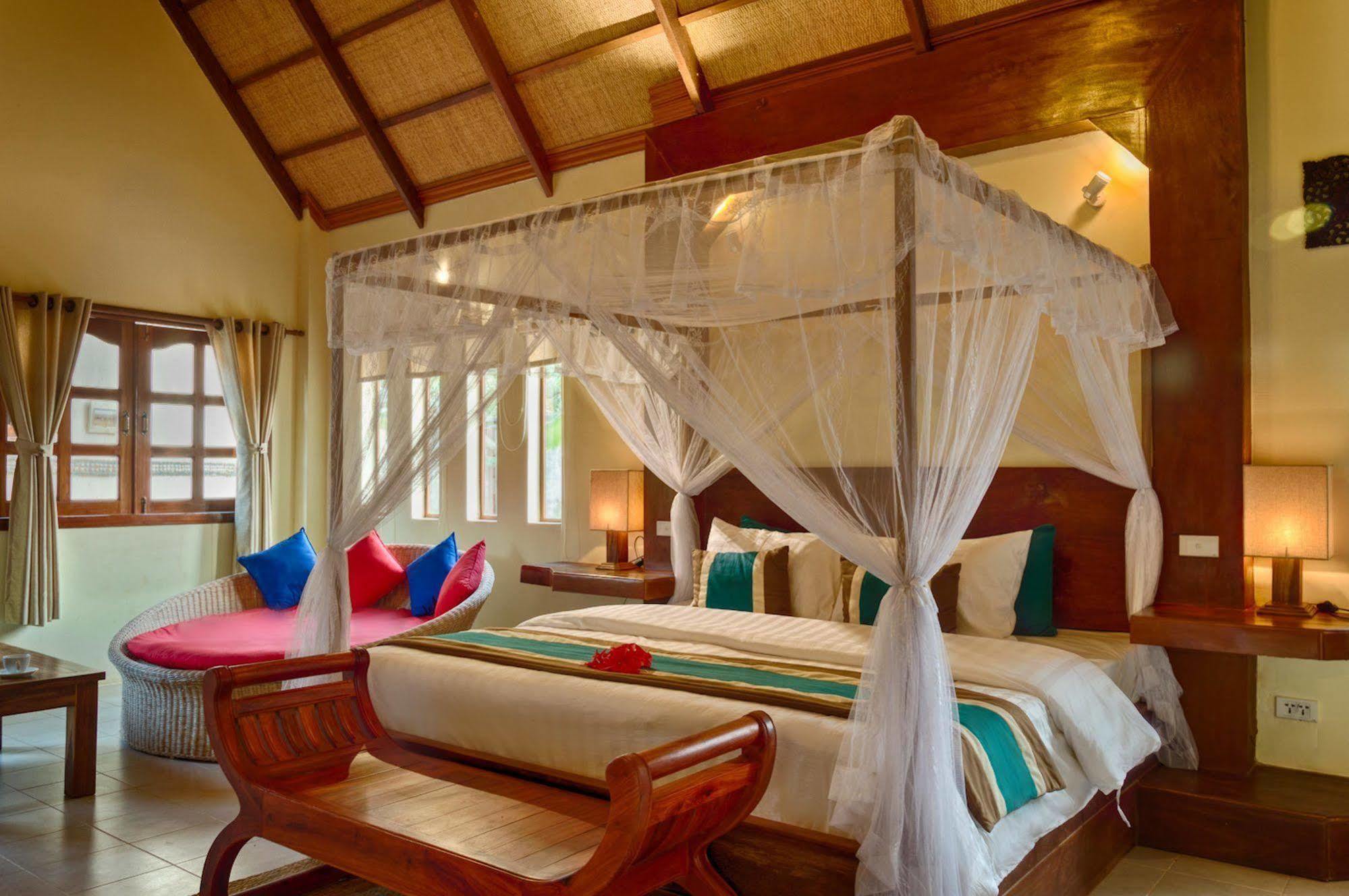 Le Flamboyant Resort Кеп Екстериор снимка